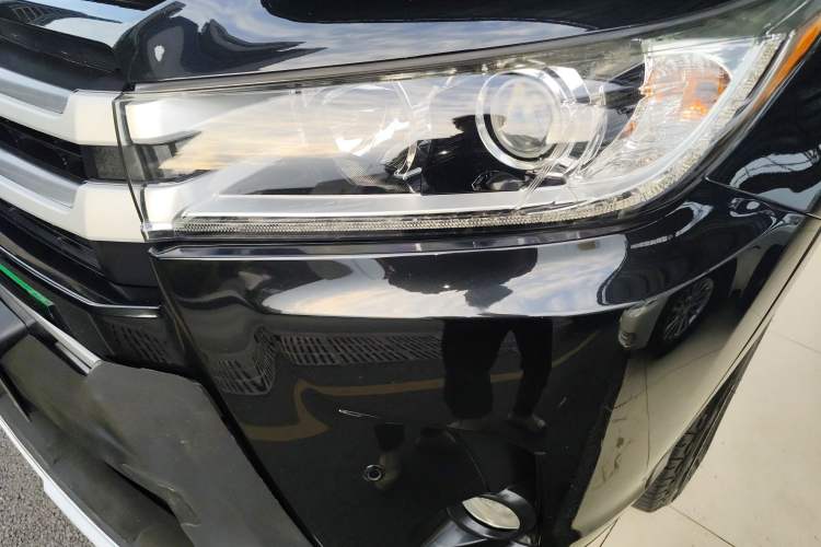 Used Toyota Highlander 2018 2.0T Four-Wheel Drive Elite Edition 7 Seats China V Standard Left Front Headlight