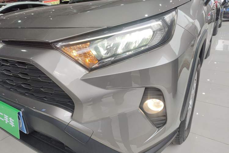Used Toyota RAV4 2022 2.0L CVT Two-Wheel Drive Urban Edition