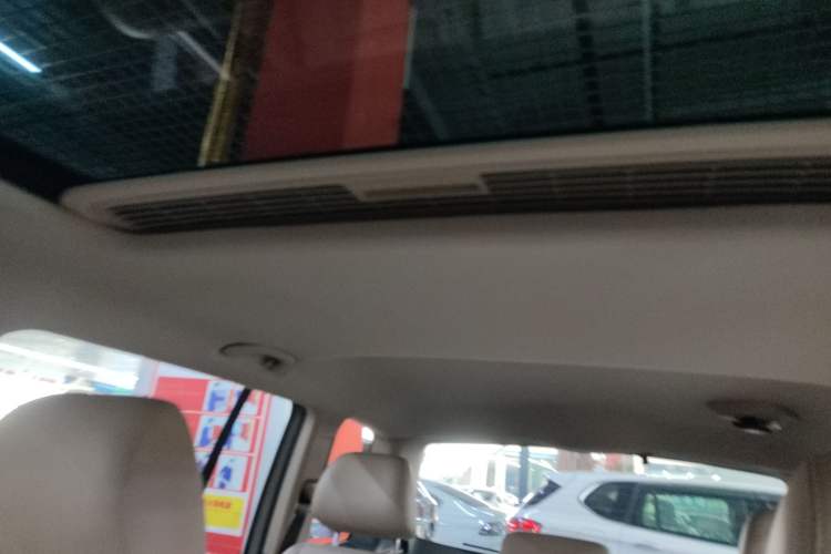 Used Volkswagen Touran 2015 1.4T DSG Comfort Edition 5 Seats