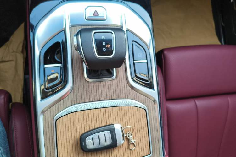 Used Hongqi E-HS9 2022 690 km Range Flagship Edition Six Seats