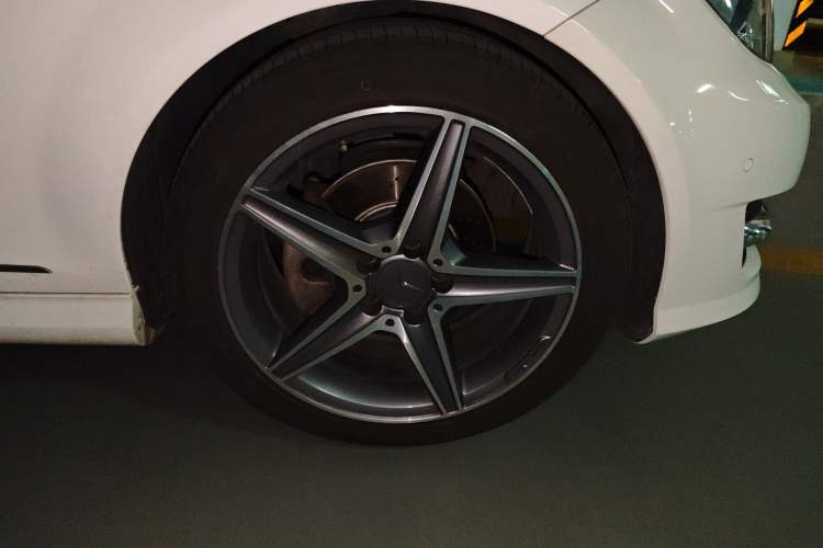 Used Mercedes-Benz C-Class 2011 C 200 Fashion Travel Edition
