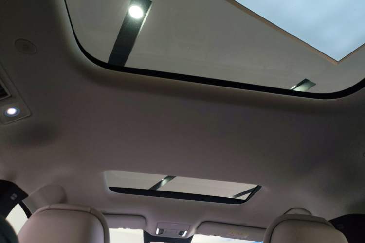 Used BYD Xia 2025 DM-i 1.5T 180km Beyond Edition
