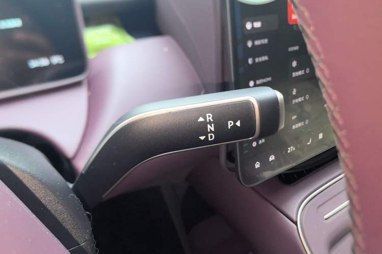 Used Nio ET5T 2025 75 kWh Touring