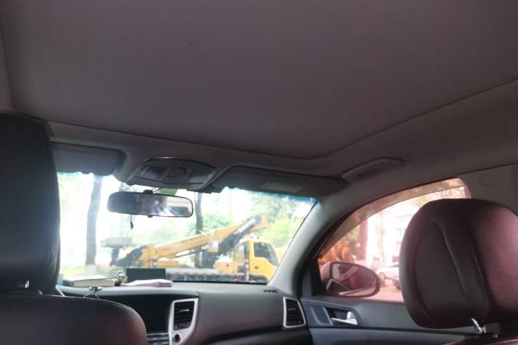 Used Hyundai Tucson 2018 1.6T Dual-Clutch Two-Wheel Drive 15th Anniversary Special Edition