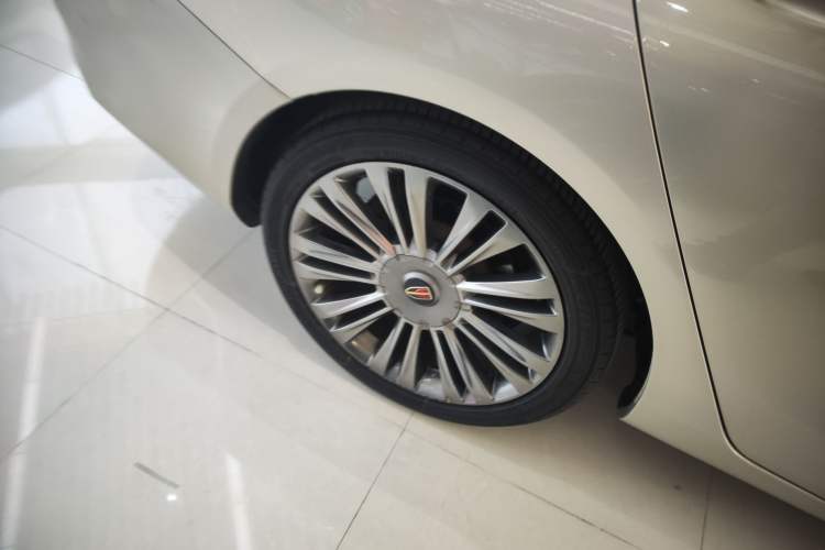 Used Hongqi H5 2019 30TD Smart Connect Dynamic Edition
