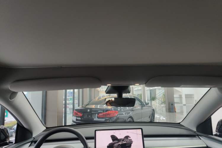 Used Tesla Model Y 2024 Long-Range All-Wheel-Drive Version