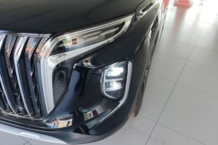 Used Hongqi HS7 PHEV 2024 2.0T PHEV Four-Wheel Drive Flagship Edition 6 Seats Left Front Headlight