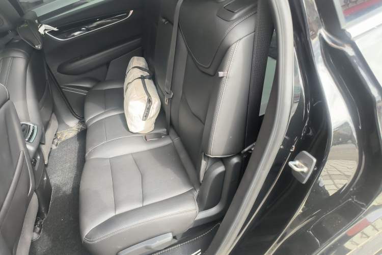 Used Cadillac XT6 2021 2.0T 7-Seater Two-Wheel-Drive Luxury Version
