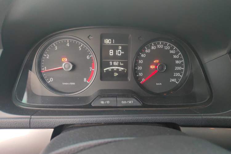 Used Volkswagen Lavida 2013 Revised Classic 1.6L Manual Fashion Edition Instrument Cluster