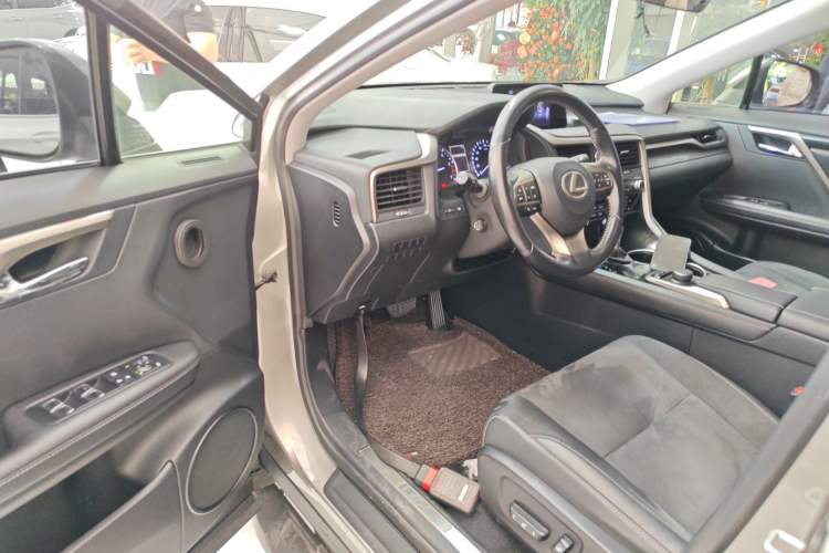 Used Lexus RX 2016 300 Two-Wheel Drive Elite Version China V Standard