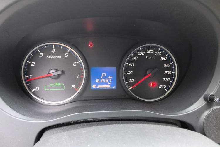 Used Mitsubishi Outlander 2013 2.0L Two-Wheel Drive Sport Navigation Version 5 Seats
