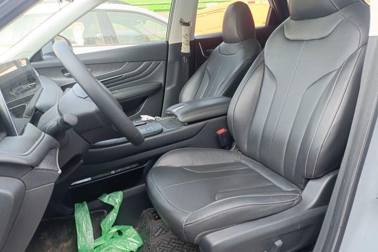 Used Venucia V DD-i 2023 110 km iE Version
