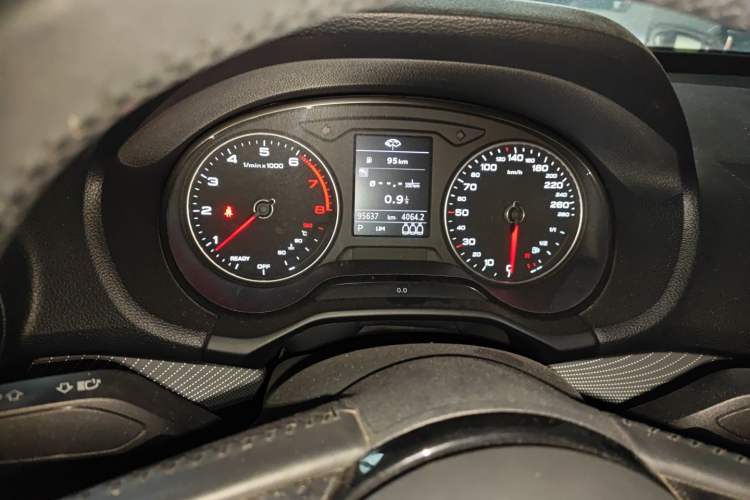 Used Audi Q2L 2018 35 TFSI Launch Exclusive Edition China V