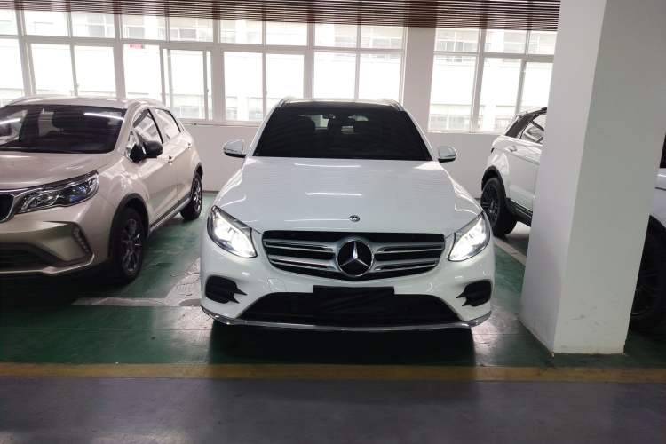 Used Mercedes-Benz GLC 2019 GLC 260 4MATIC Dynamic Edition Front