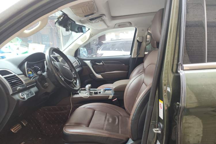 Used Haval H9 2017 2.0T Diesel 4x4 Premium 5-Seater Left Front Seat