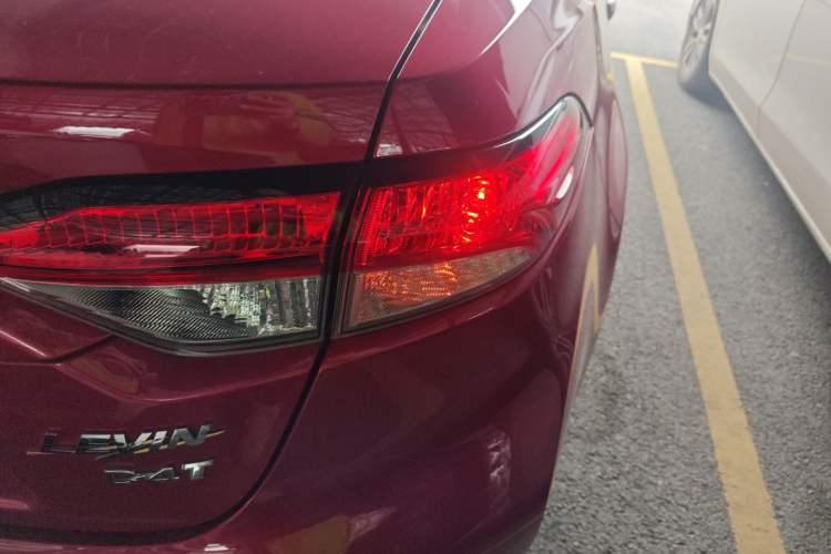 Used Toyota Levin 2022 185T CVT Luxury Edition
