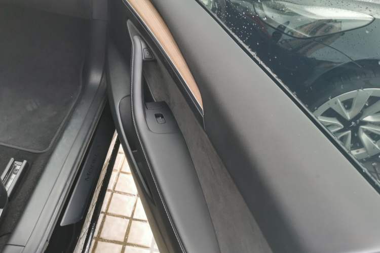 Used Tesla Model 3 2022 Rear-Wheel-Drive Version