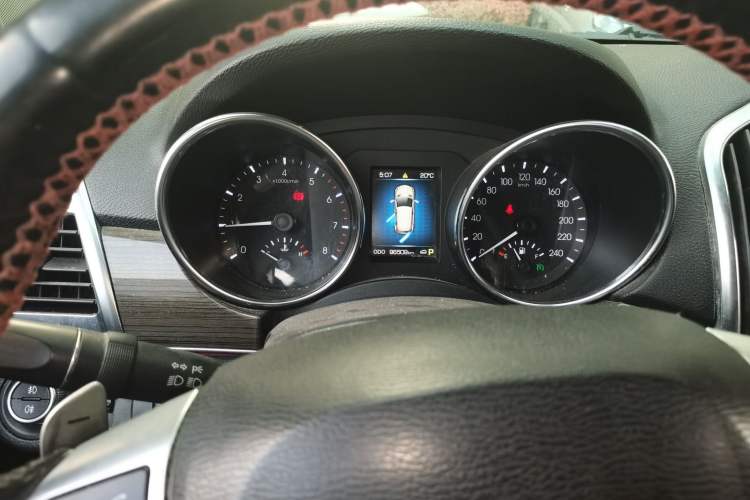 Used Haval H9 2015 2.0T Four-Wheel Drive Standard Model 7 Seats
