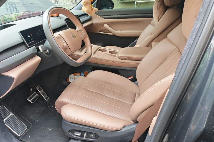 Used Nio ES8 2023 100kWh Signature Edition Left Front Seat