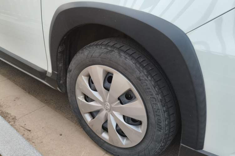 Used Toyota YARiS L Zhi Xuan 2022 X-Trail 1.5L CVT Leading PLUS Edition Right Front Wheel Hub