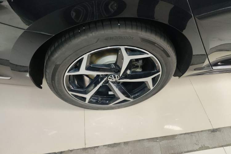 Used Volkswagen Passat 2025 Outstanding Model 380TSI Starry Dragon Glorious Edition
