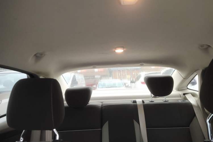 Used Ford Focus 2012 Sedan 1.6L Automatic Comfort Model Headliner