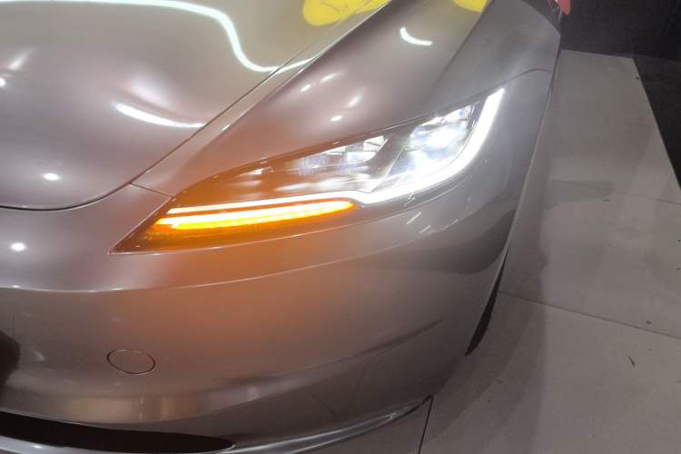Used Tesla Model 3 2023 Rear-Wheel-Drive Version