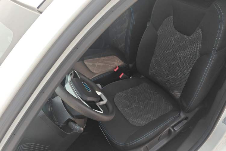 Used JMEV Xiao Qilin 2022 Heart-Pounding Edition Left Front Seat