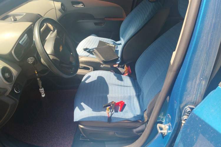 Used Chevrolet Aveo Sonic 2014 Sedan 1.6SX AT Fashion Edition
