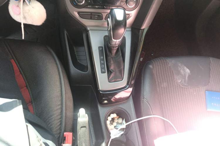 Used Ford Focus 2012 Hatchback 1.6L Automatic Fashion Edition
