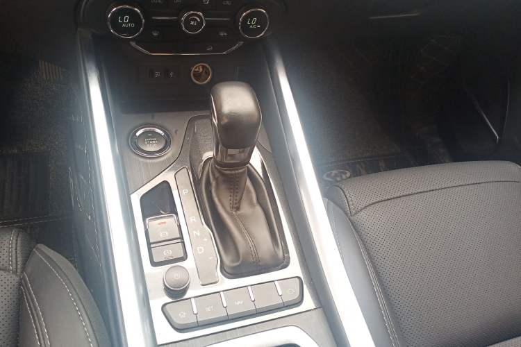 Used Chery Tiggo 8 2018 1.5 TCI Automatic Luxury Model 5 Seats Gear Lever