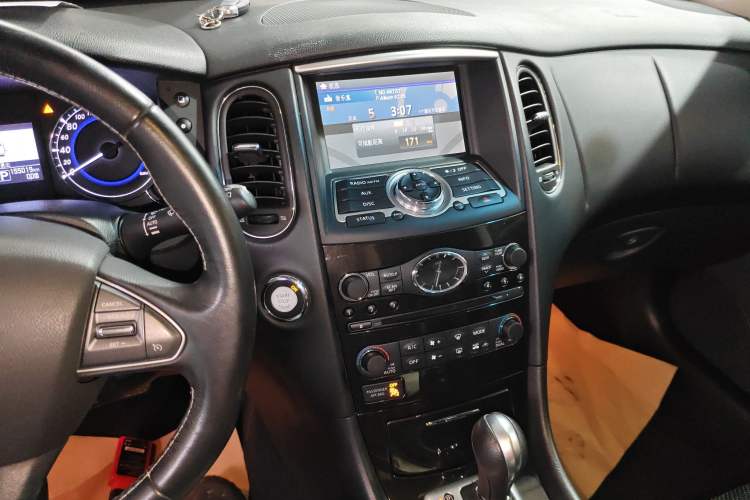 Used Infiniti QX50 2015 2.5L Comfort Edition Audio And AC Panel