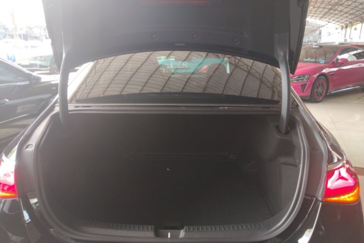 Used Mercedes-Benz E-Class 2025 Facelift E 300 L Luxury Edition Trunk