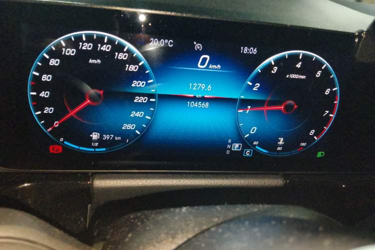 Used Mercedes-Benz GLA 2020 GLA 200 Odometer Close Up