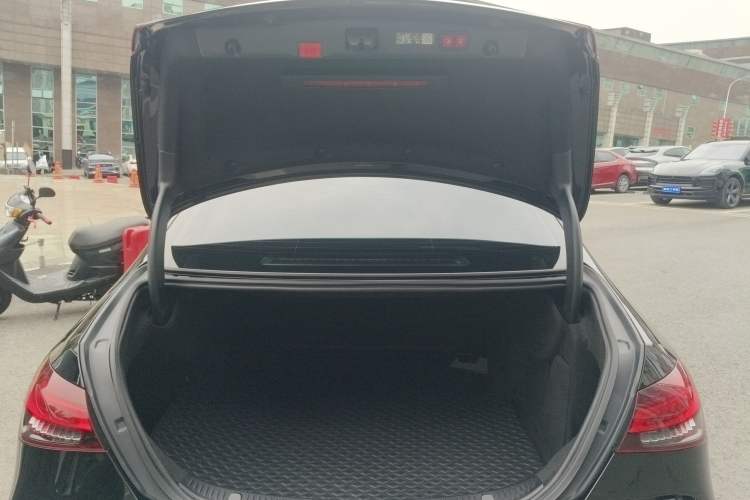 Used Mercedes-Benz E-Class 2023 E 300 L Sporty and Stylish Model
