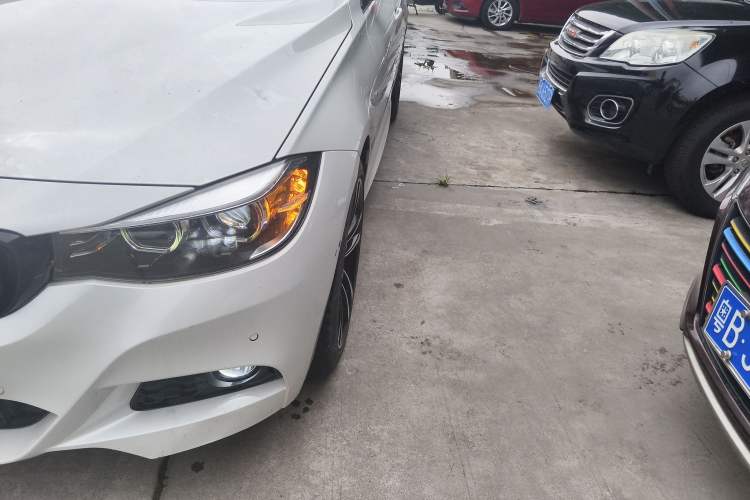 Used BMW 3 Series GT 2019 330i xDrive M Sport Night Edition Left Front Headlight