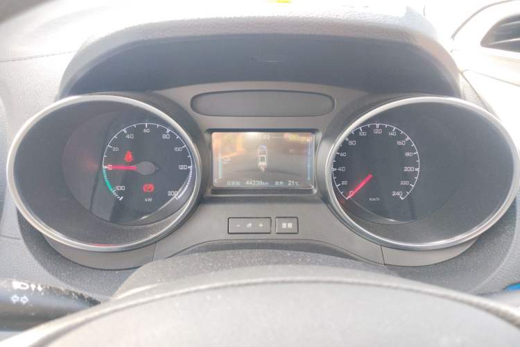 Used BYD Yuan New Energy 2019 EV360 Smart Connect Elite Model