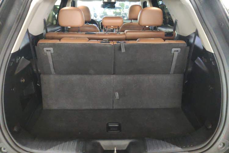 Used Changan CS95 2017 2.0T Two-Wheel Drive Zhituo Edition
