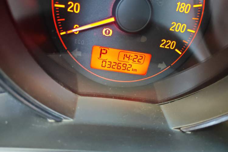 Used Honda Fit 2020 1.5L CVT Comfort Version Odometer Close Up