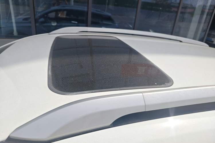 Used GAC Trumpchi GS4 2017 235T Manual Two-Wheel Drive Luxury Edition Roof