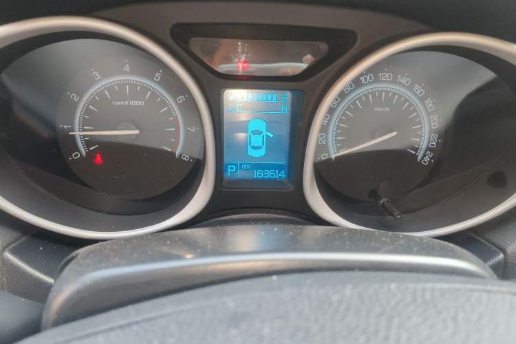 Used GAC Trumpchi GS5 2014 2.0L Automatic Two-Wheel Drive Anniversary Value Edition
