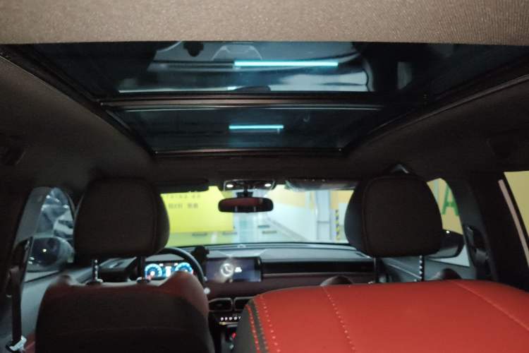 Used JETOUR X70 PLUS 2023 1.5T DCT Ziqiang PRO 7-Seater Headliner