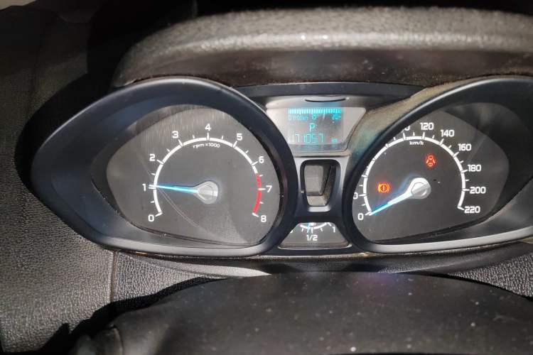 Used Ford EcoSport 2013 1.5L Automatic Fashion Model