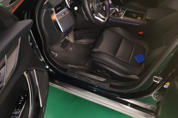 Used Jaguar XFL 2022 XFL 2.0T P200 Two-Wheel-Drive Elite Luxury Edition Driver Seat