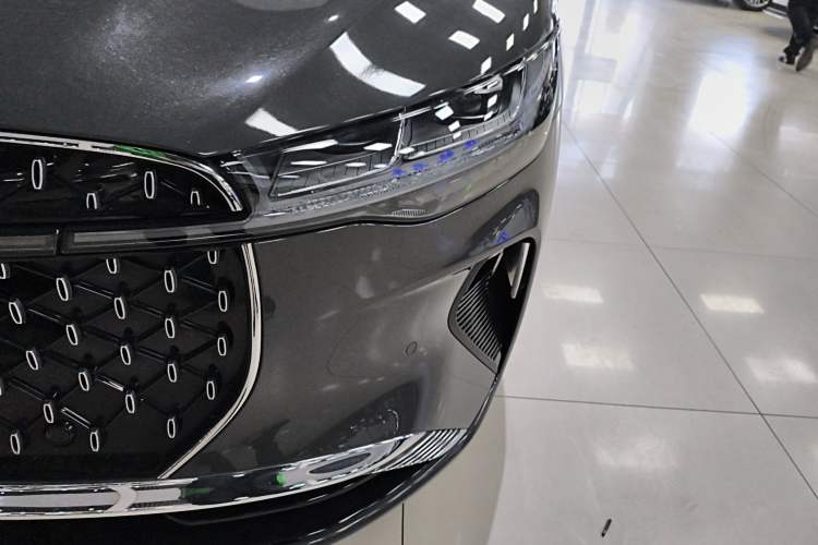 Used Lincoln Z 2022 Facelift iEnjoy Luxury Edition Left Front Headlight