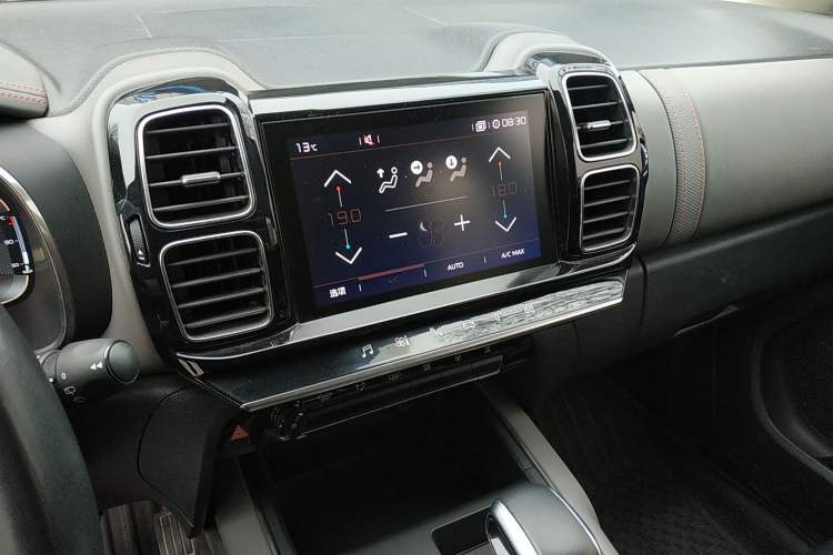 Used Citroen C5 AIRCROSS 2017 350THP Fashion Edition Audio And AC Panel