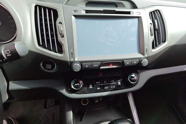 Used Kia Sportage R 2016 2.0L Automatic Two-Wheel Drive GLS Trim