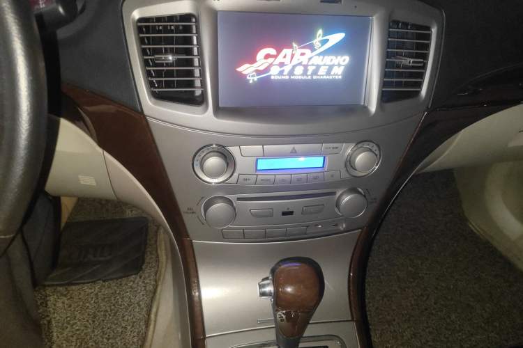 Used Mitsubishi Galant 2012 2.4L Deluxe Upgrade Edition Audio And AC Panel