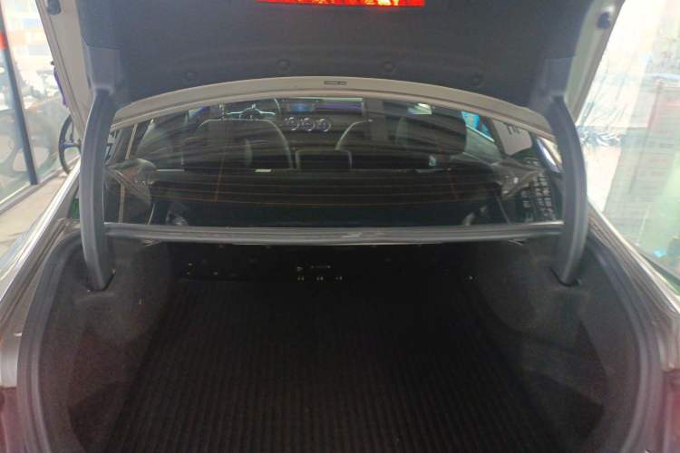 Used Mercedes-Benz A-Class 2021 A 200 L Sport Sedan Fashion Model
