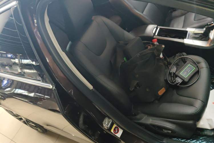 Used Volvo S60 2018 S60L T3 Smart Progress Edition